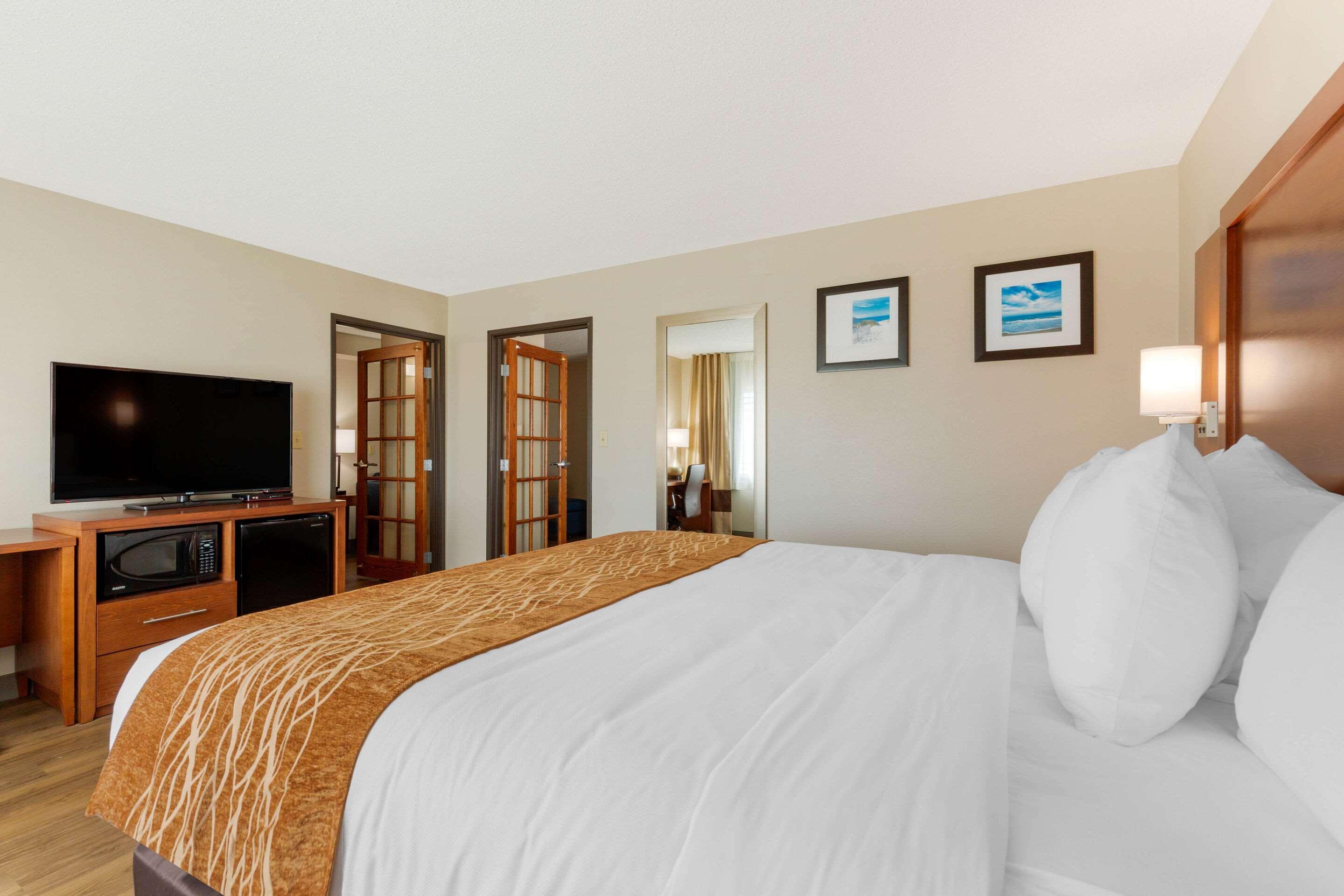 Hotel Comfort & Milford
