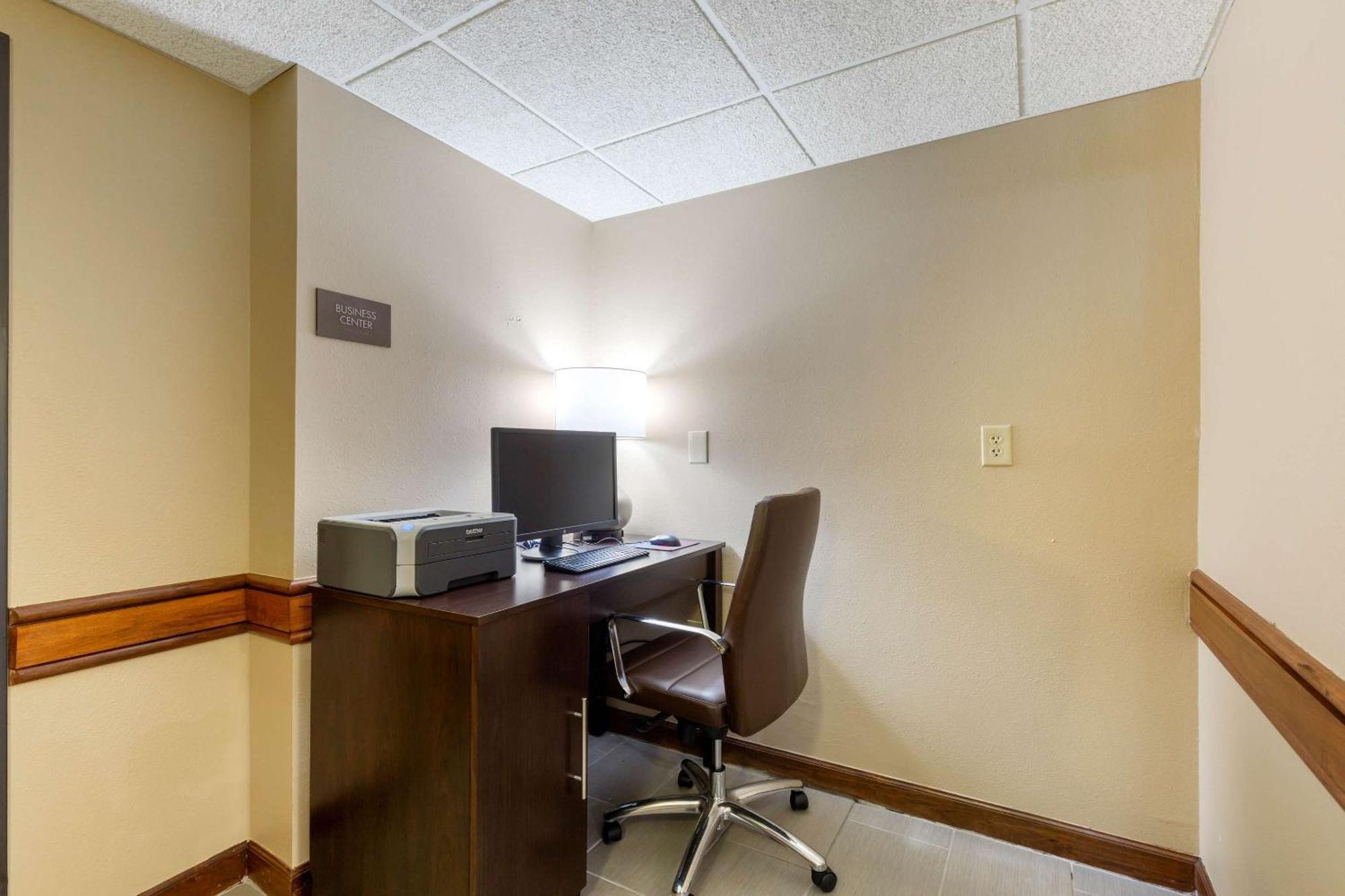Hotel Comfort &