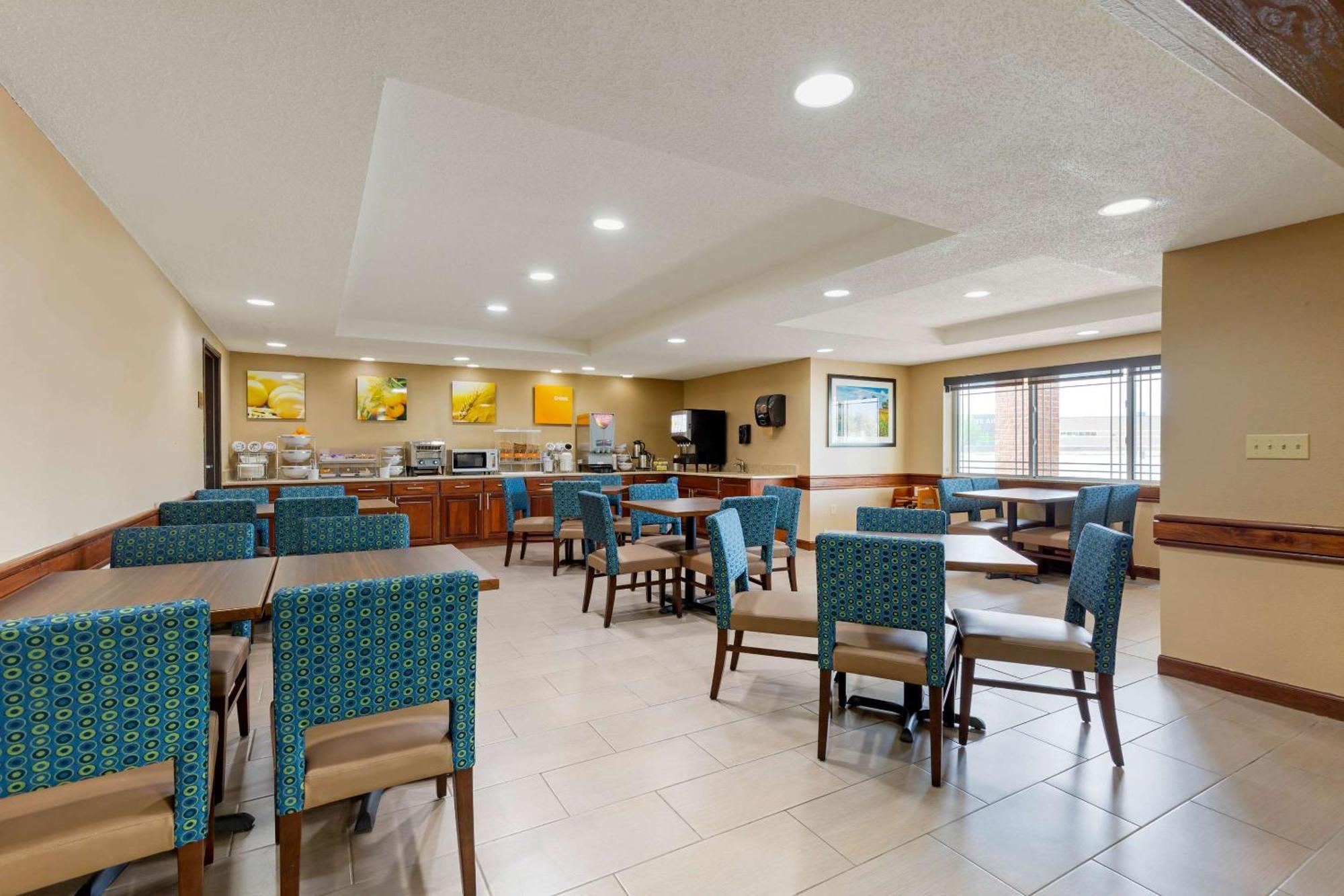 Hotel Comfort & Milford